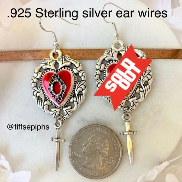 Snow White Inspired Red Heart Silver Frame & Dagger Dangly Earrings NWT - Picture 7 of 10